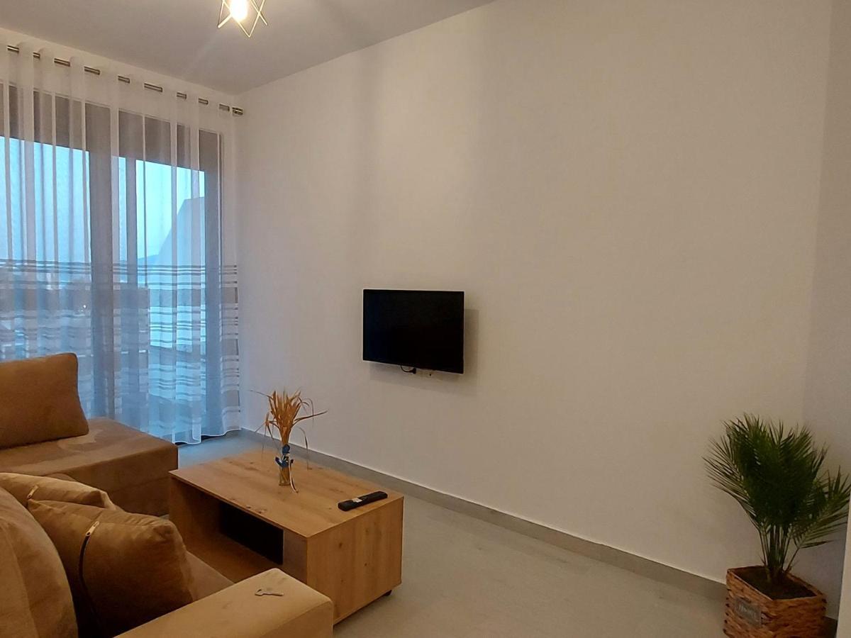 Duka Apartments Sarande Exterior photo